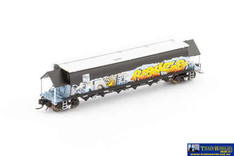 AUS-NNGH05 BGVF-Type Grain Hopper N Scale - BGVF Grain Hopper - SSR Black with SSR Logo & Graffiti - Single Wagon