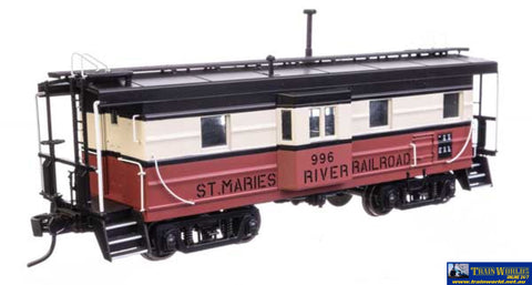 WAL-103661 Walthers-Proto Milwaukee Road Rib Sided Caboose HO-Scale Rolling Stock