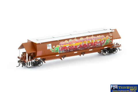 AUS-NGH102 Auscision Faded SRA Red with SSR Logos Grain Lid XCS Bogies & Graffiti - Single Wagon HO-Scale Rolling Stock