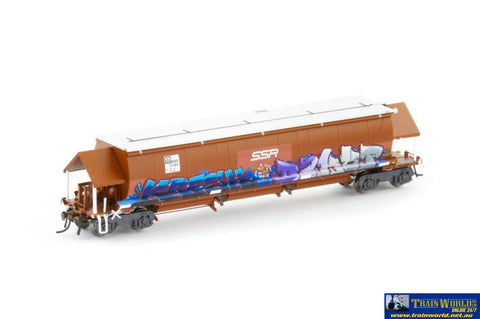 AUS-NGH71 Auscision BGKF Grain Hopper Faded SRA Red with SSR Logos Grain Lid DCA Bogies & Graffiti - Single Wagon