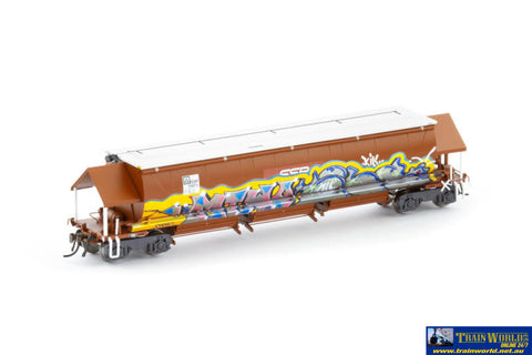 AUS-NGH76 Auscision BGKF Grain Hopper Faded SRA Red with SSR Logos Grain Lid DCA Bogies & Graffiti - Single Wagon