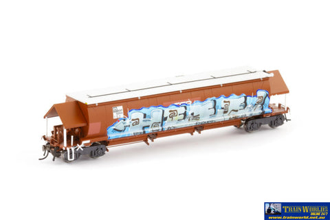 AUS-NGH77 Auscision BGKF Grain Hopper Faded SRA Red with SSR Logos Grain Lid DCA Bogies & Graffiti - Single Wagon
