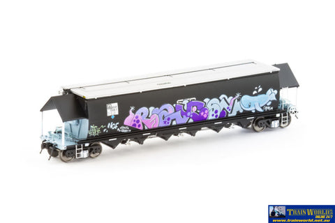AUS-NGH93 Auscision BGVF-Type Grain Hopper Black with SSR Logos Grain Lids and Graffiti #BGVF-1326-T HO-Scale Rolling