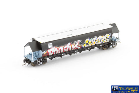 AUS-NNGH12 BGVF-Type Grain Hopper N Scale - BGVF Grain Hopper - SSR Black with SSR Logo & Graffiti - Single Wagon