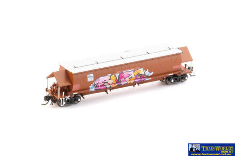 AUS-NNGH61 N Scale - BGKF Grain Hopper - SSR Faded SRA Red with XCS Bogies SSR Logo & Graffiti - Single Wagon - Rolling