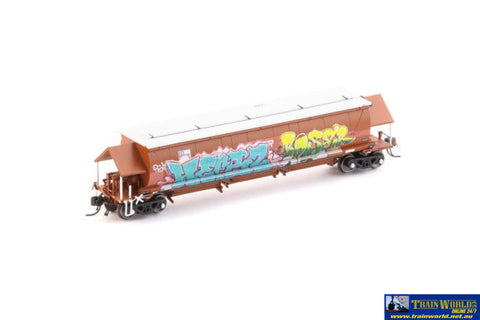 AUS-NNGH62 N Scale - BGKF Grain Hopper - SSR Faded SRA Red with XCS Bogies SSR Logo & Graffiti - Single Wagon - Rolling