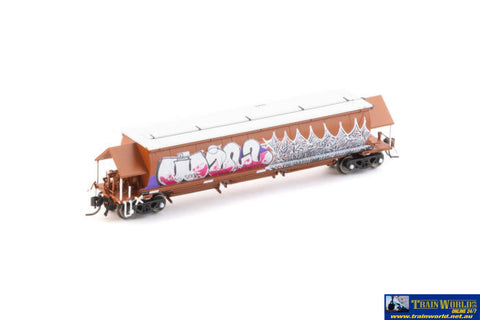 AUS-NNGH64 N Scale - BGKF Grain Hopper - SSR Faded SRA Red with XCS Bogies SSR Logo & Graffiti - Single Wagon - Rolling
