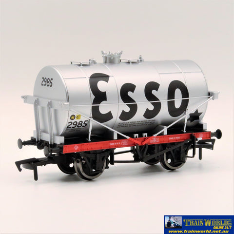 Dap-4F058001 14T Tank Wagon Class A Esso Silver 2985 Oo-Scale Rolling Stock