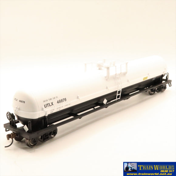 Npc-325 Used Goods Athearn Rtr 62’ Tank Car Utlx #48676 Ho Scale Rolling Stock