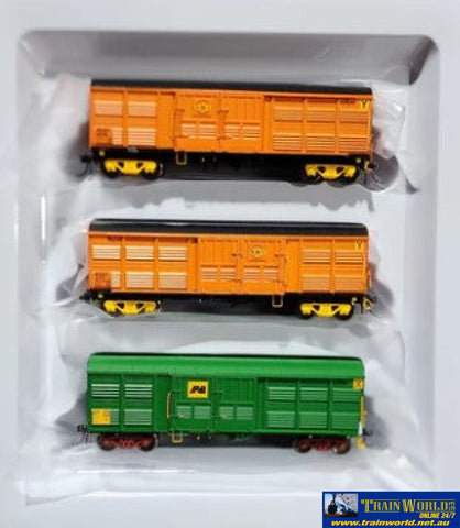 Otm-Algy01 On Track Models South Australian Algx Style: 3 Lx Vans - 1 S Australia National Green &