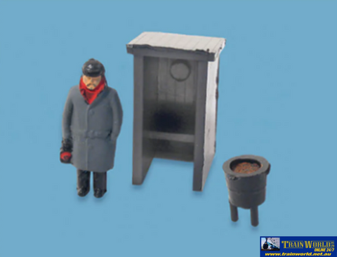 PMS 5034 Model Fog Man Hut and Brazier OO Scale Figure