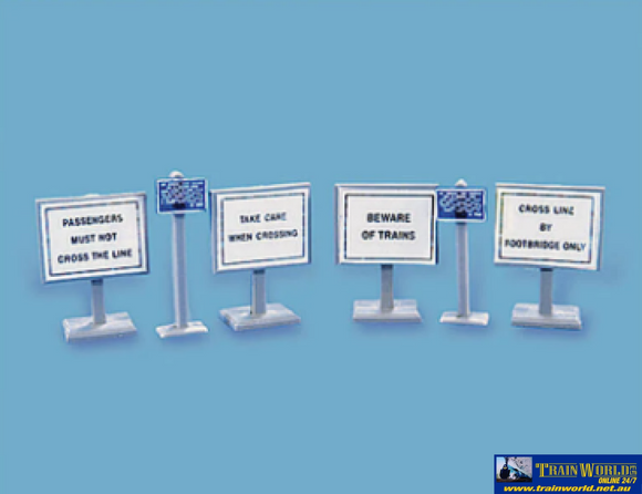 PMS 5093 Model Scene Trespass and Board Signs OO Scale Part