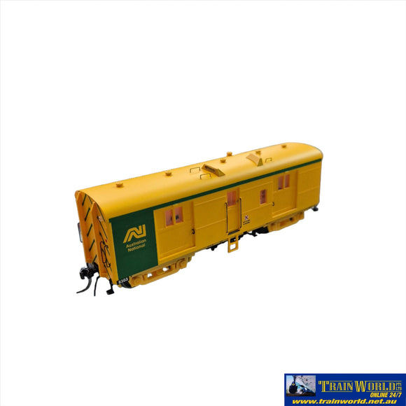 Sds-8300012 Sds Models Sar 8300-Type Brake Van 1980S #8303 Yellow/Green Ho Scale Rolling Stock