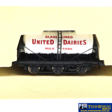SSH-1044 Used Goods Dapol 6 Wheel Milk Tank United Dairies N Scale DC - Rolling Stock