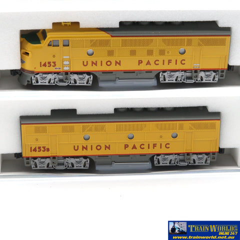 SSH-801 Used Goods KATO Union Pacific Passenger set N Scale - Locomotive
