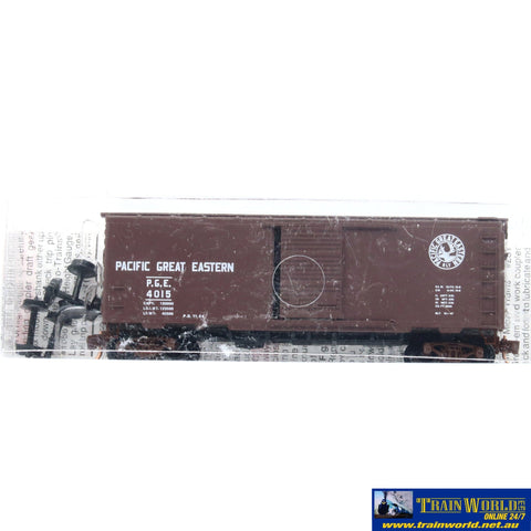 SSH-976 Used Goods Micro Trains Lines 40’ Boxcar PGE N Scale - Rolling Stock
