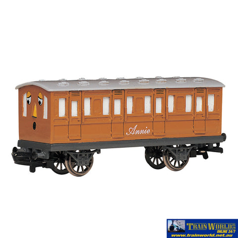 Tho-76044Be Thomas & Friends Annie Carriage Oo-Scale Rolling Stock