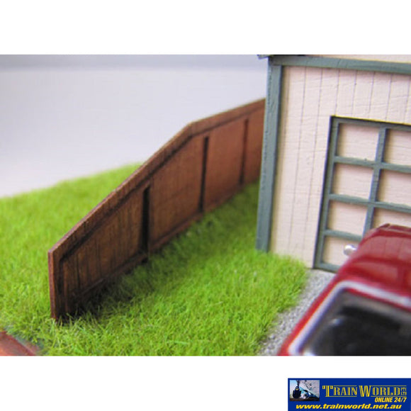 Tsm - Sm1019 Trackside Models Ho Scale – Laser Cut “The Timber Fence” Structures