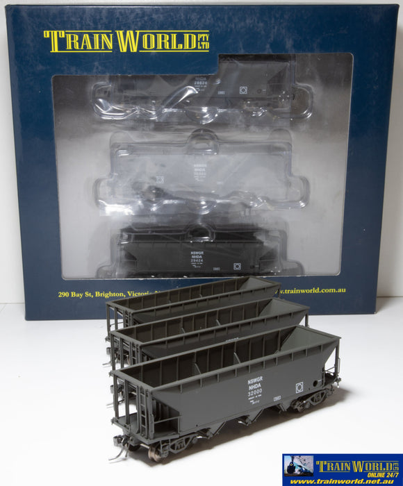 Twm-P41 Train World Nhda Coal Hoppers Nswgr #28626 29424 & 32000 (3-Pack) Ho Scale Rolling Stock