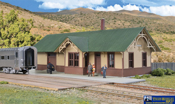 Wal-4057 Walthers Cornerstone Kit Union Pacific(R)-Style Depot Ho Scale Structures
