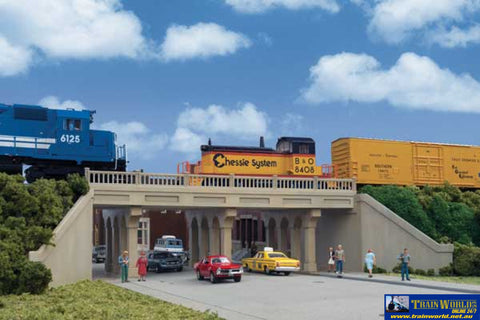 WAL 4560 Walthers Cornerstone Kit Urban Concrete Overpass HO Scale Structures