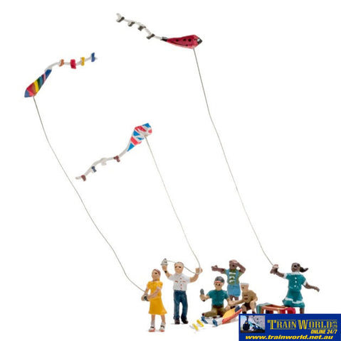 Woo-A1937 Woodland Scenics Windy Day Play (8-Pack) Ho Scale Figure